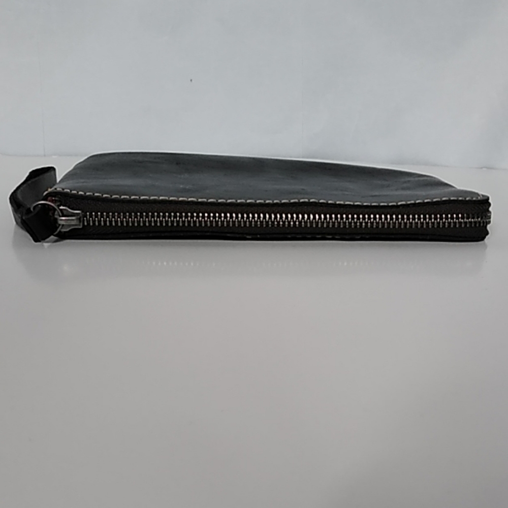 Patricia Nash Tooled Leather Cassini Wristlet - Picture 2 of 5